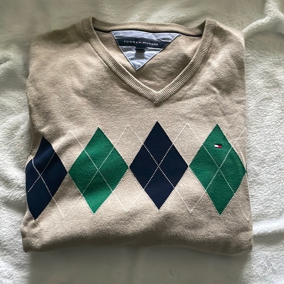 Tommy Hilfiger Other - Tommy Hilfiger gently used sweater
